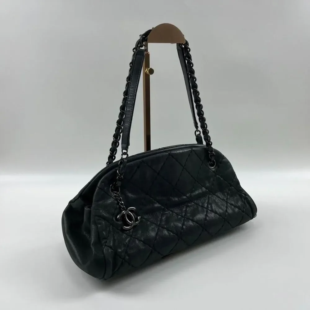 Chanel Women Pre-Loved Bag Very Good Condition